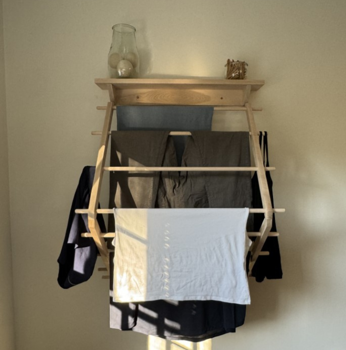 Medium Dryer with Shelf (Natural)